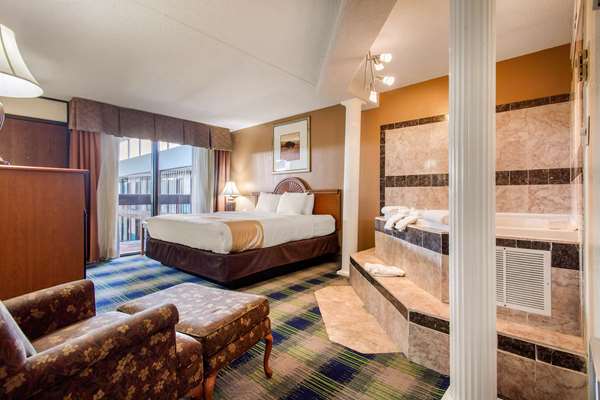  - Quality Inn Arkansas City