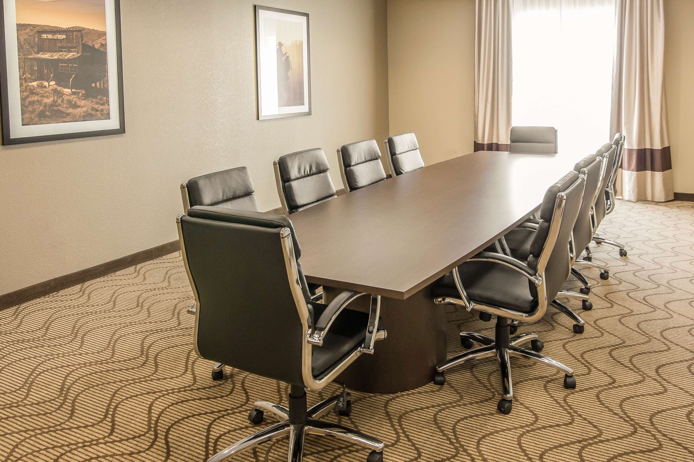 Meeting room | Comfort Suites Dodge City