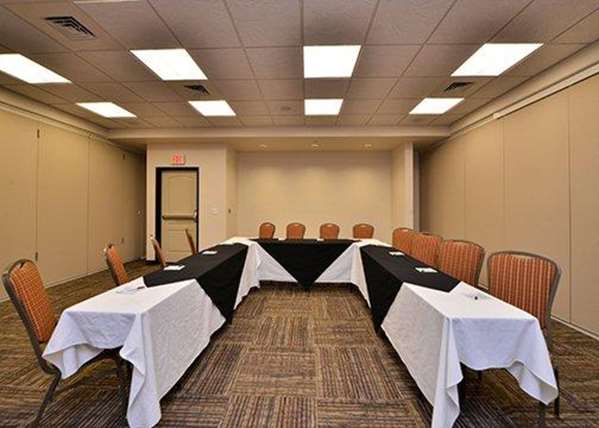  - Sleep Inn & Suites Garden City