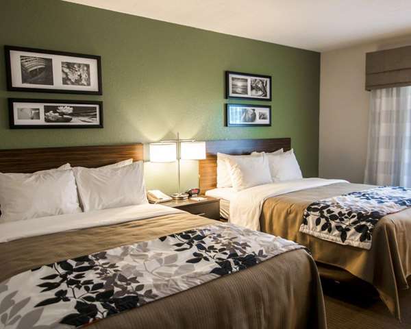  - Sleep Inn & Suites Garden City