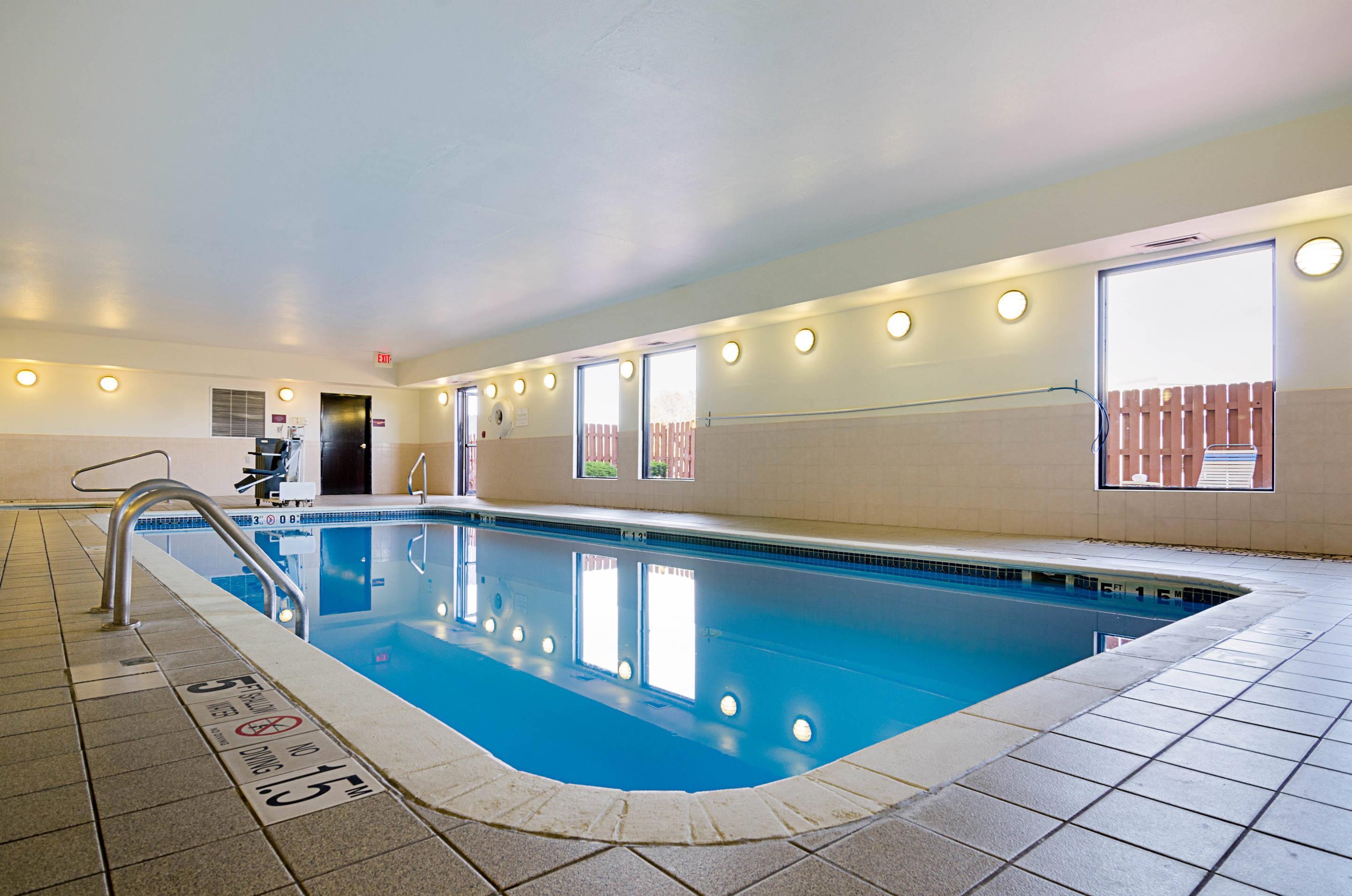 Indoor pool | Comfort Inn & Suites