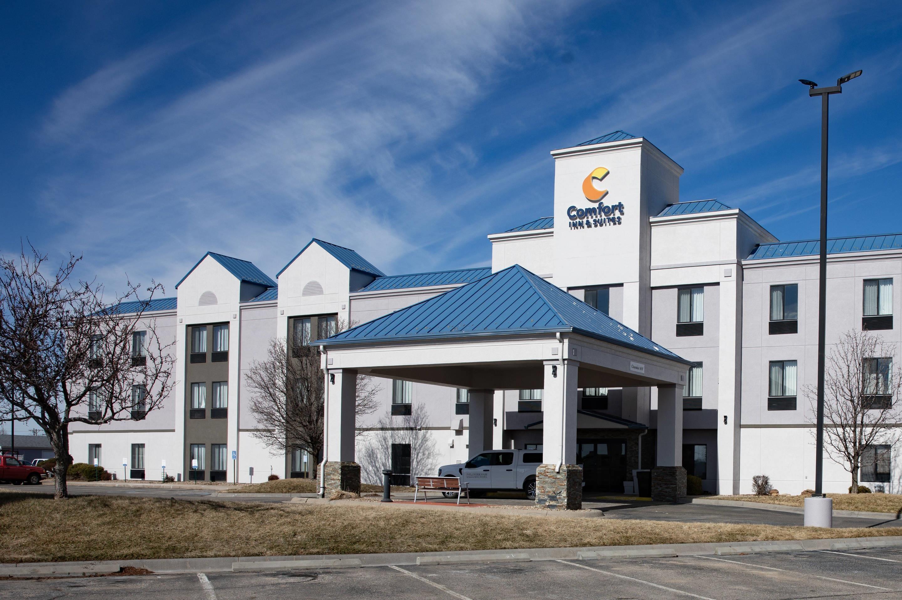 Hotel exterior | Comfort Inn & Suites