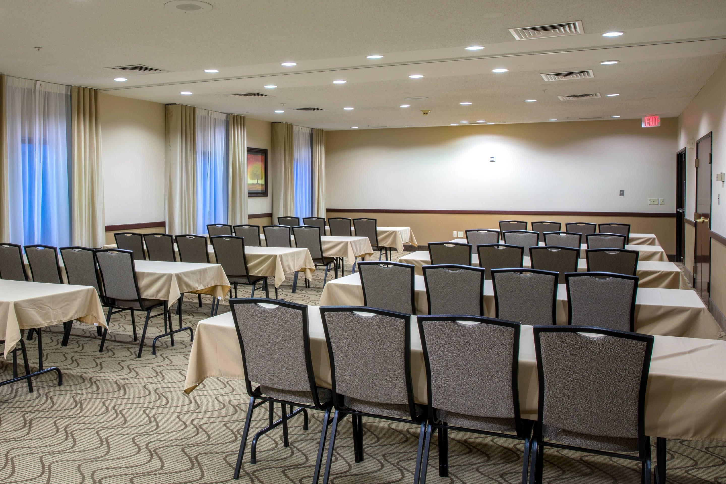 Meeting room | Comfort Inn & Suites