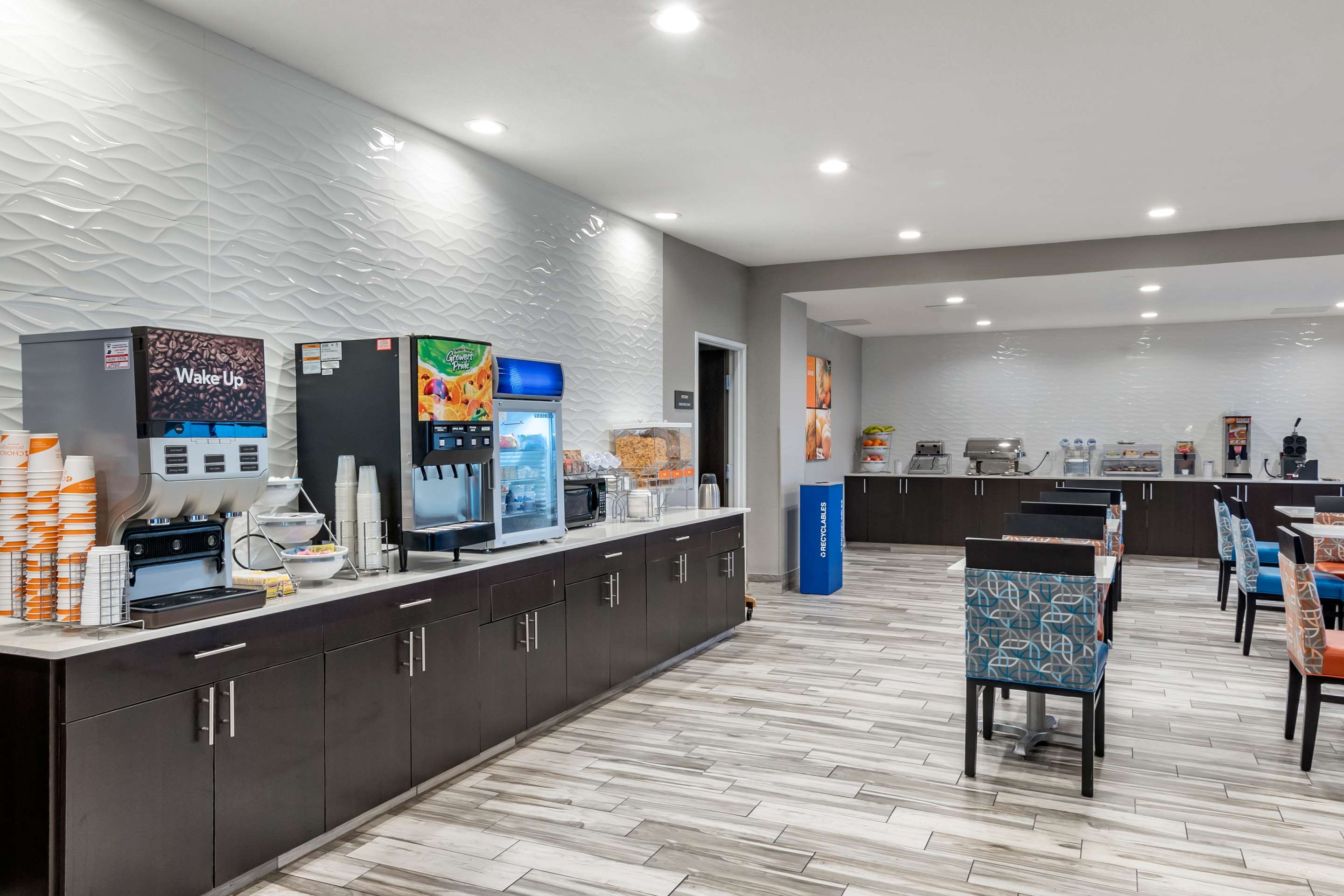 Breakfast area