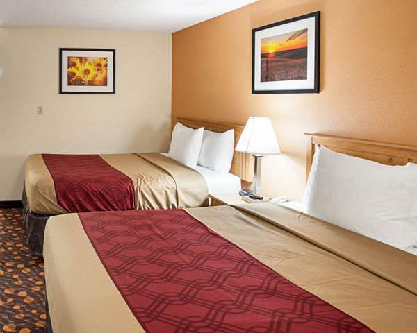  - Econo Lodge Phillipsburg