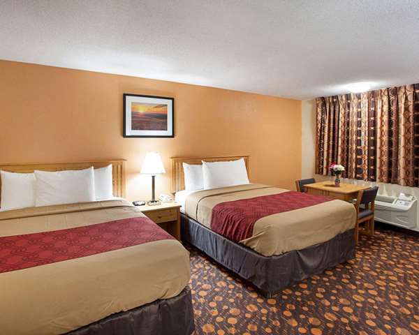 - Econo Lodge Phillipsburg