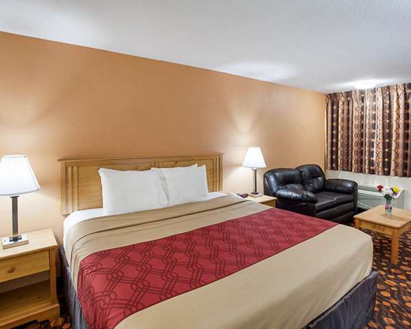 Suite - Econo Lodge Phillipsburg