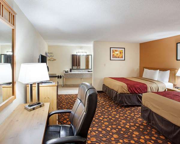  - Econo Lodge Phillipsburg