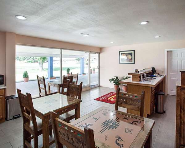 Amenities - Econo Lodge Phillipsburg