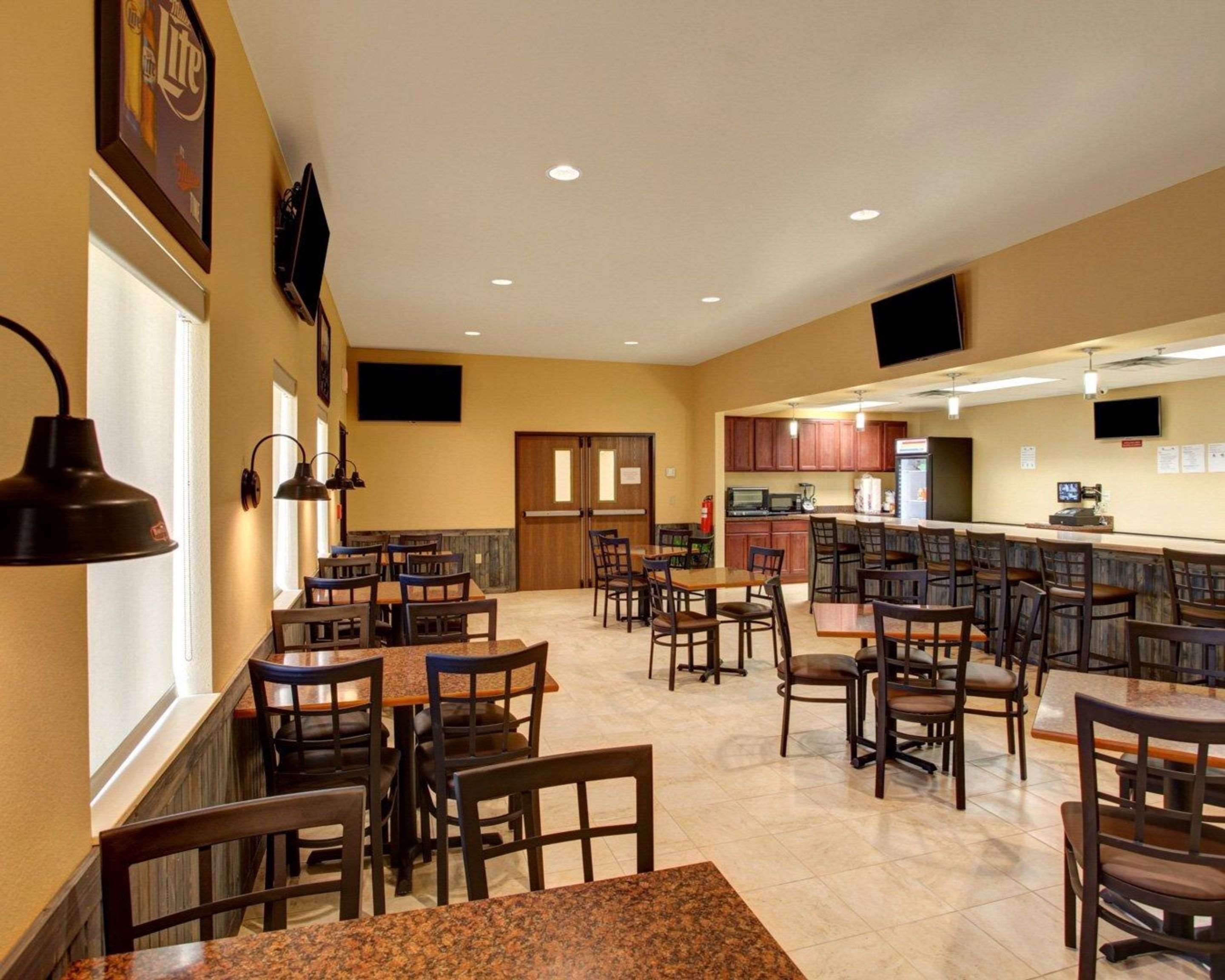 Hotel restaurant
