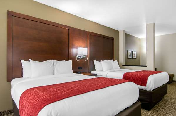 Suite - Comfort Inn & Suites Shawnee - I-435, Exit 5