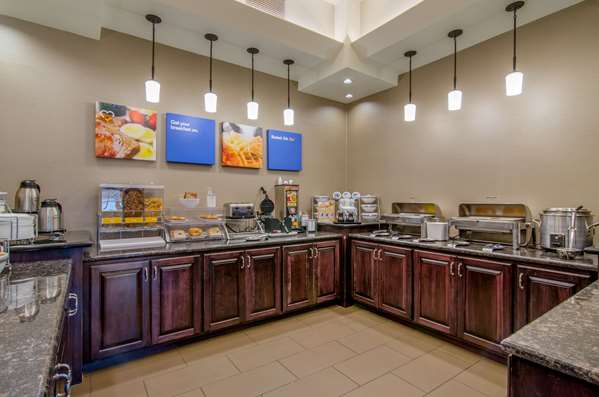 Amenities - Comfort Inn & Suites Shawnee - I-435, Exit 5