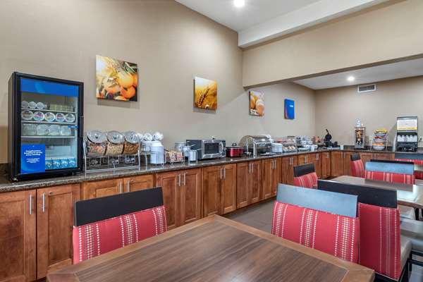 Amenities - Comfort Inn & Suites Junction City - I-70, Exit 298