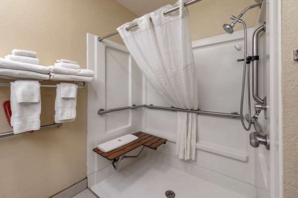  - Comfort Inn & Suites Hays - I-70, Exit 159