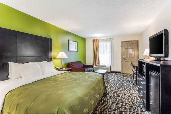  - Quality Inn Russellville