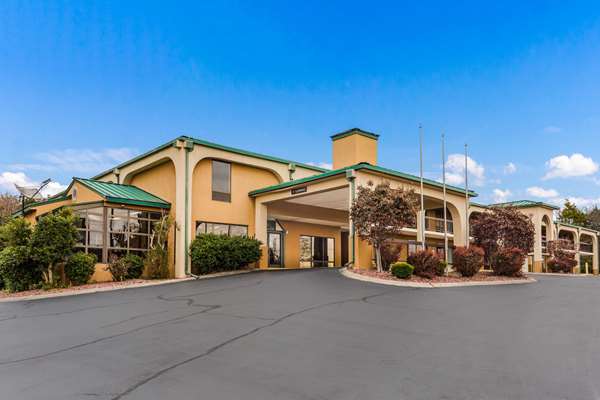 Exterior view - Quality Inn Russellville