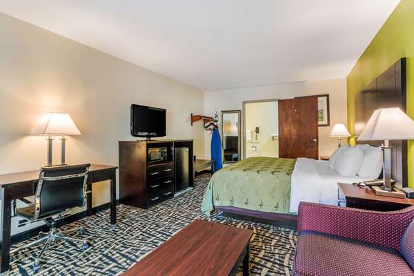  - Quality Inn Russellville