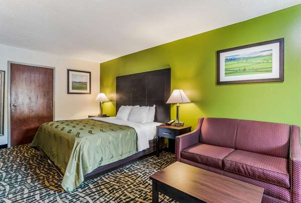  - Quality Inn Russellville