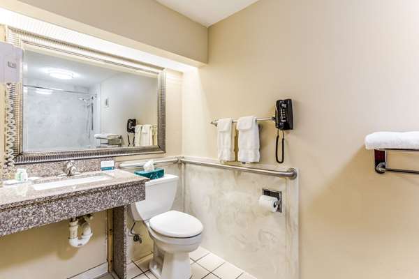  - Quality Inn Russellville