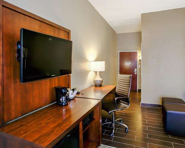  - Comfort Suites Georgetown - I-75, Exit 126