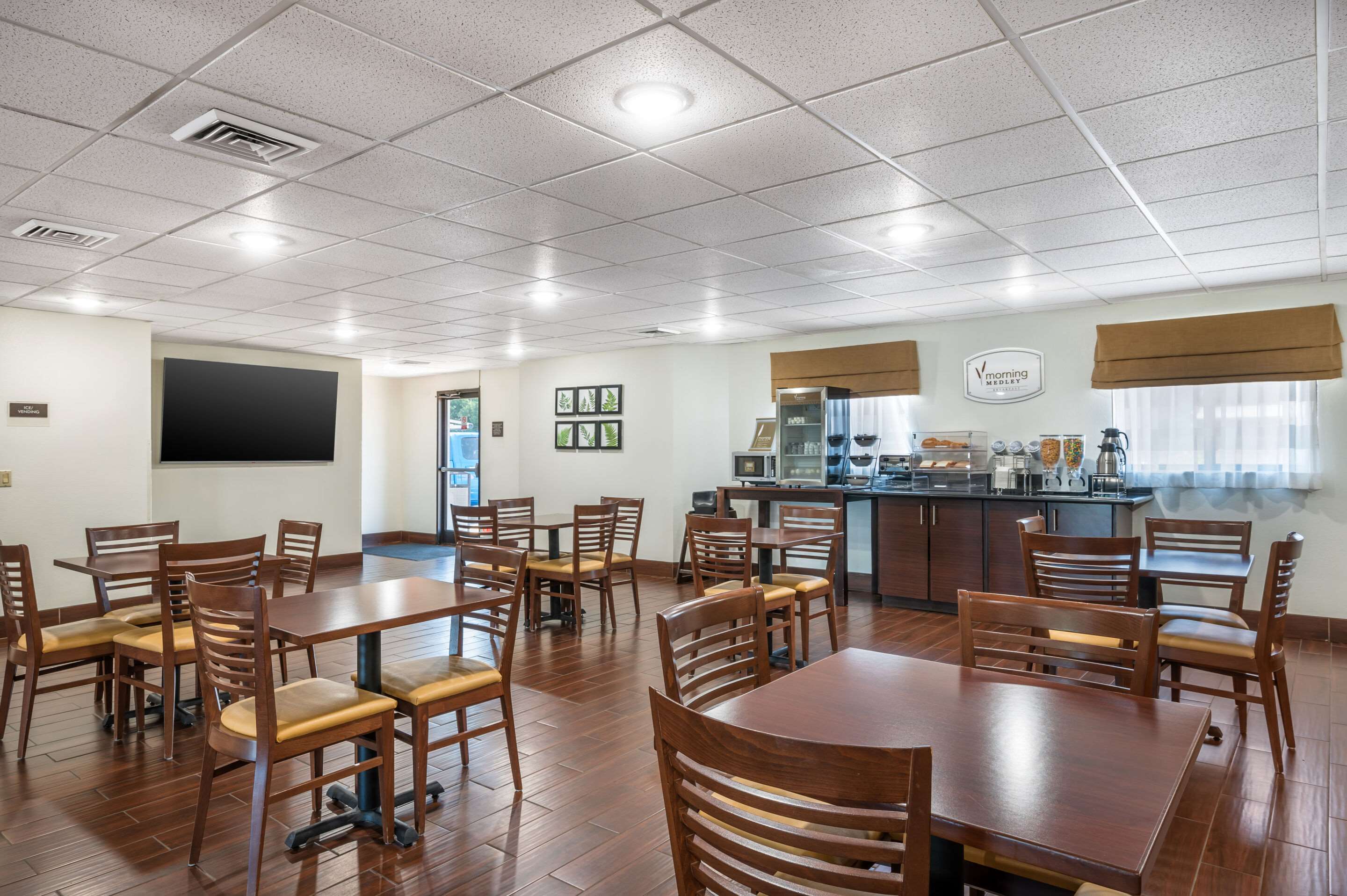 Breakfast area | Sleep Inn Henderson