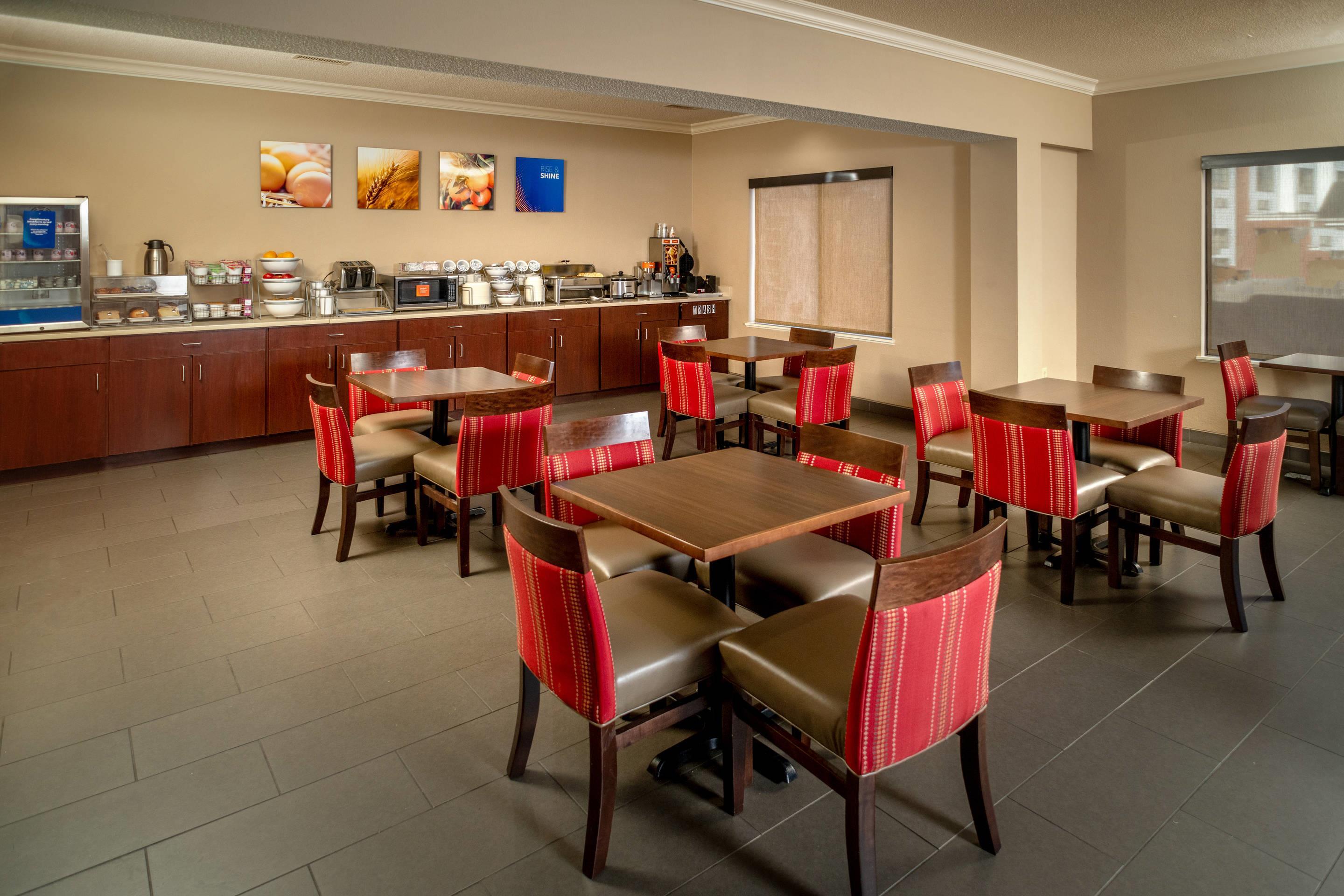Breakfast area