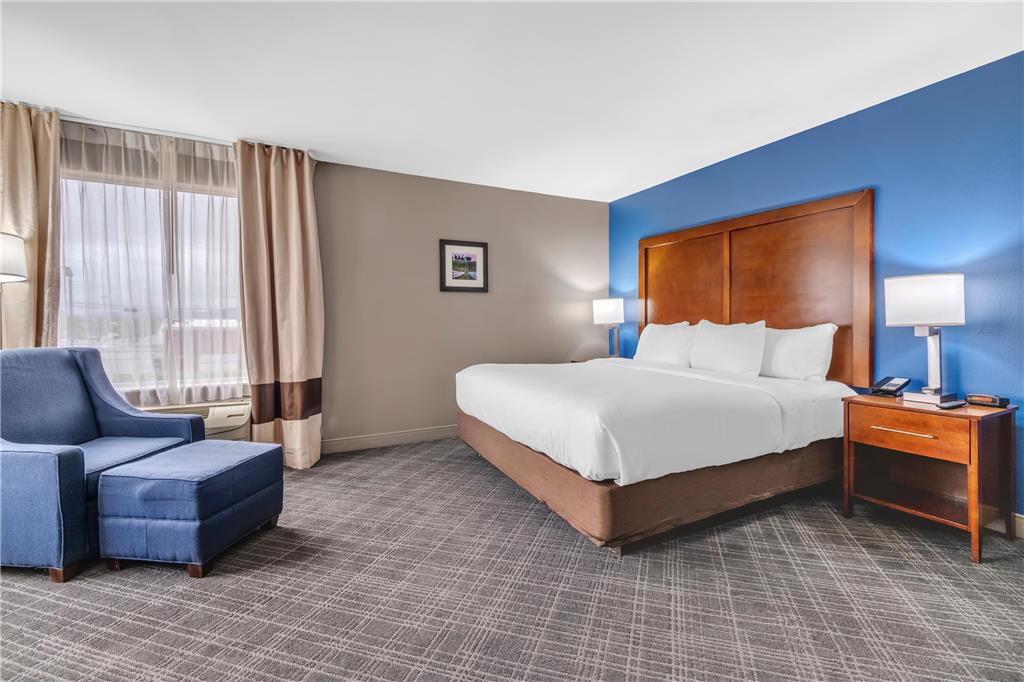COMFORT INN SOMERSET - LAKE CUMBERL-guestroom-Guest Room,Suite,On-Site.jpg