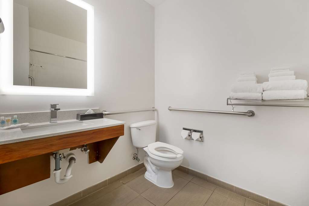 COMFORT SUITES KEENELAND, photo 5