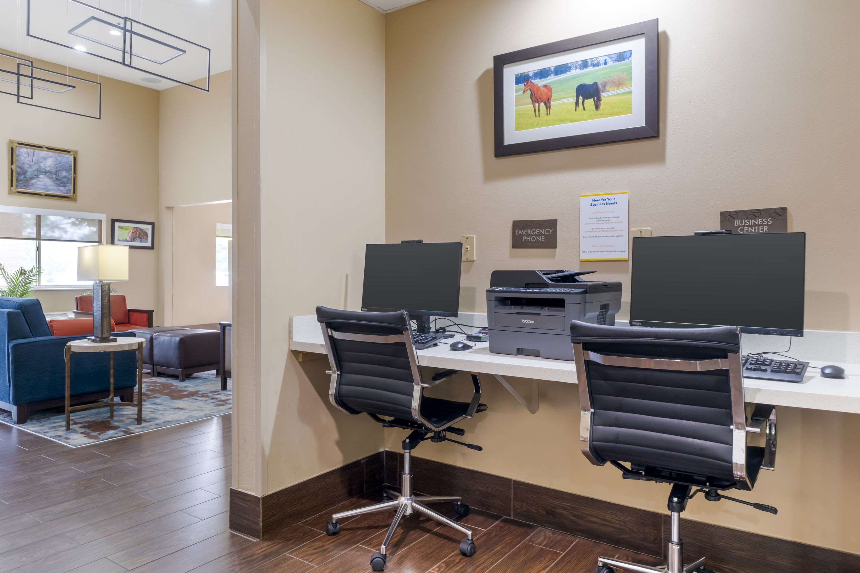 Computer in the lobby | Comfort Suites Keeneland