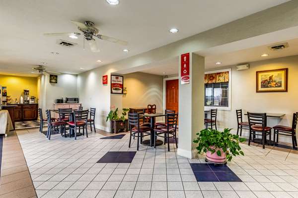 Amenities - Econo Lodge Berea