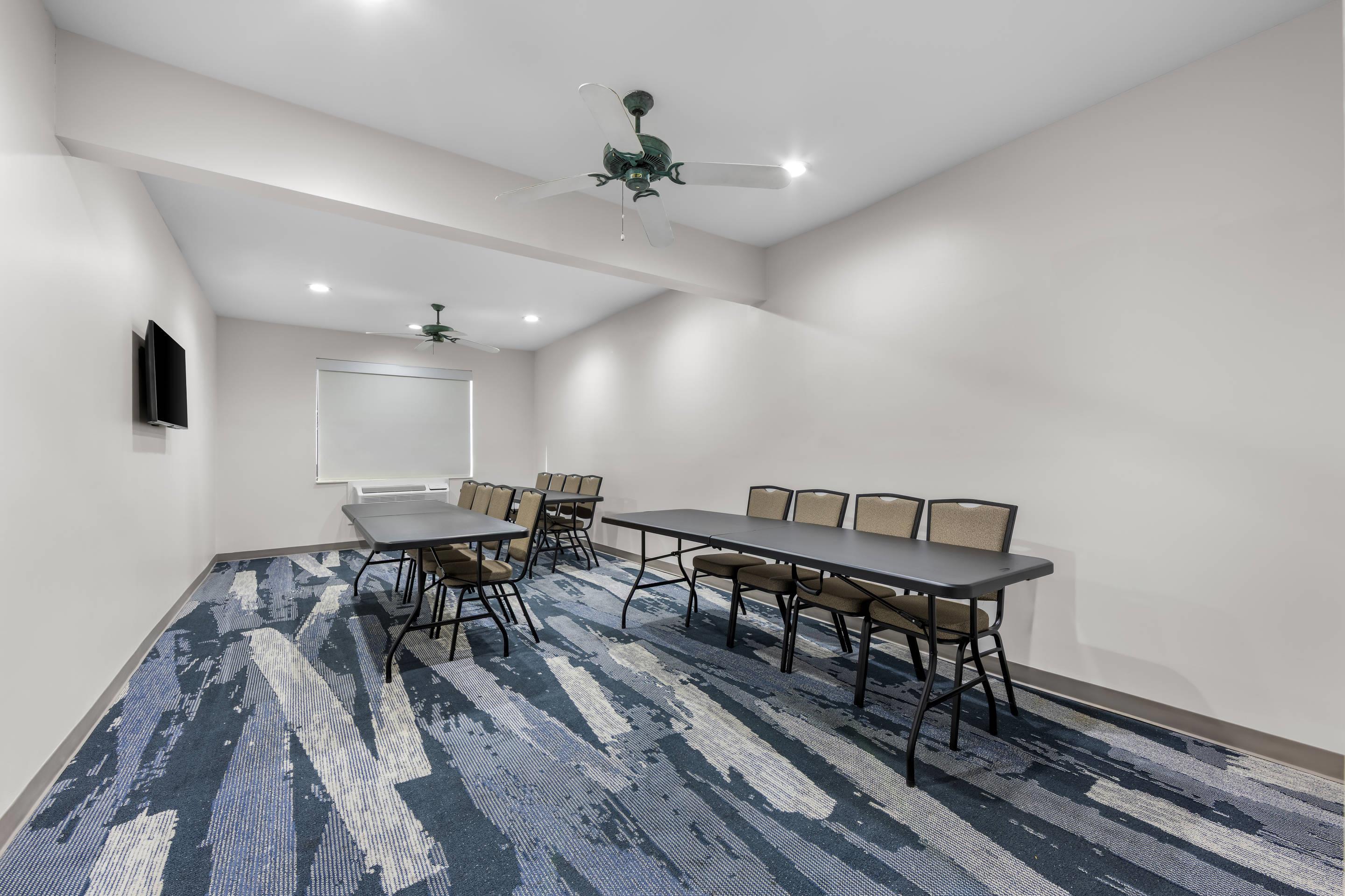 Meeting room | Comfort Suites London