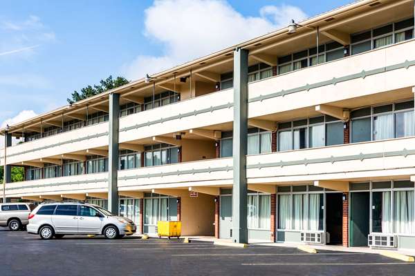 Exterior view - Rodeway Inn Renfro Valley Mt Vernon - I-75, Exit 62