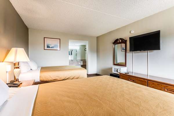  - Rodeway Inn Renfro Valley Mt Vernon - I-75, Exit 62