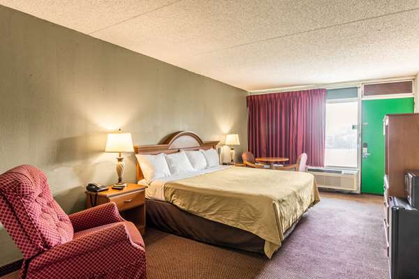  - Rodeway Inn Renfro Valley Mt Vernon - I-75, Exit 62