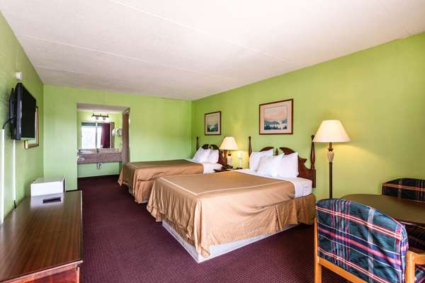  - Rodeway Inn Renfro Valley Mt Vernon - I-75, Exit 62