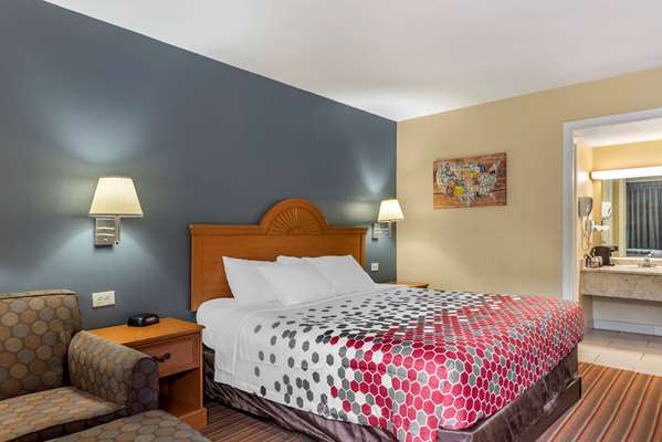  - Econo Lodge Erlanger - I-71 & I-75, Exit 184