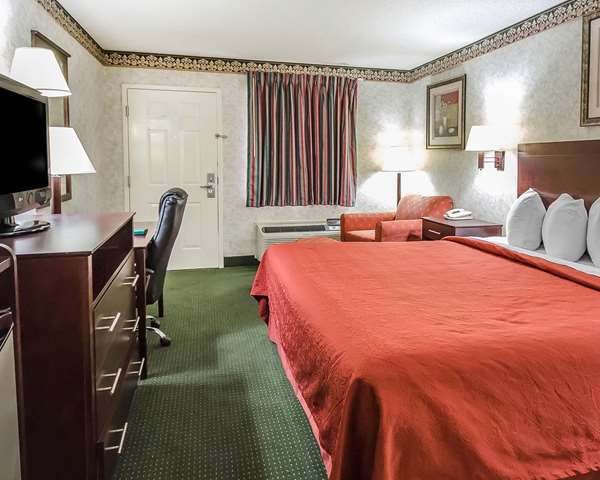  - Quality Inn Franklin - I-65, Exit 2