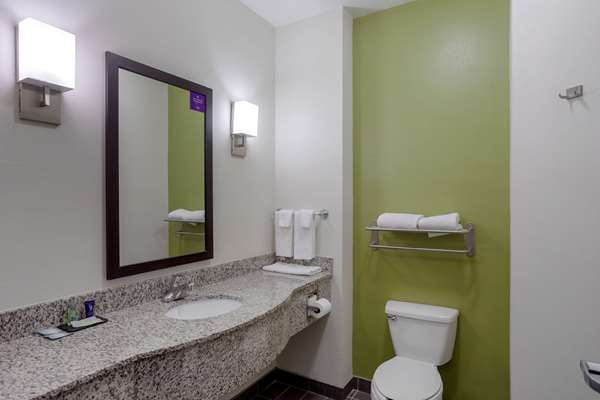  - Sleep Inn & Suites Cave City - I-65, Exit 53