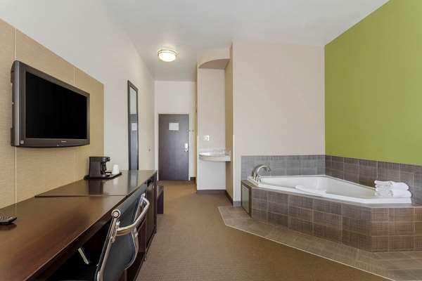  - Sleep Inn & Suites Cave City - I-65, Exit 53