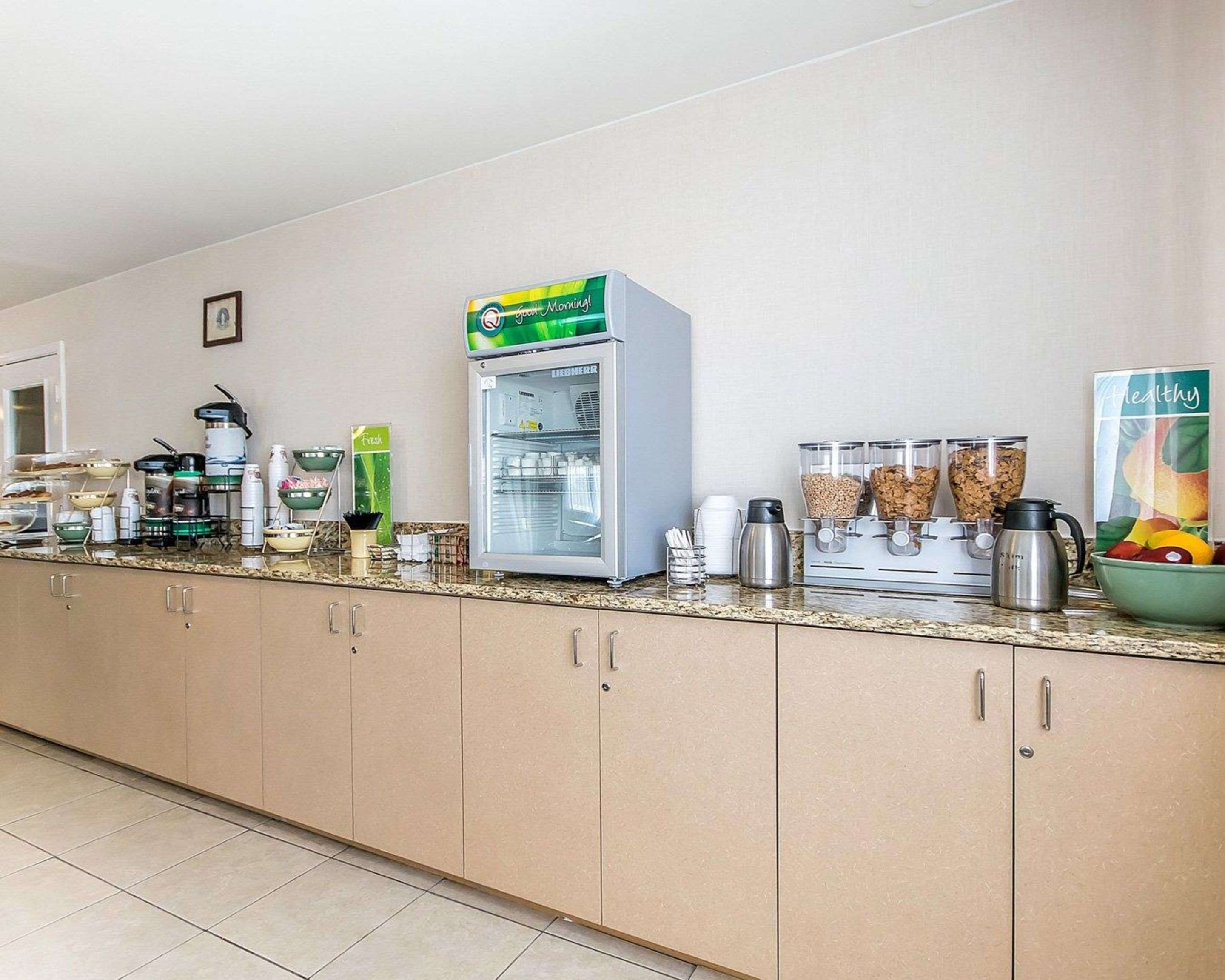 Free continental breakfast