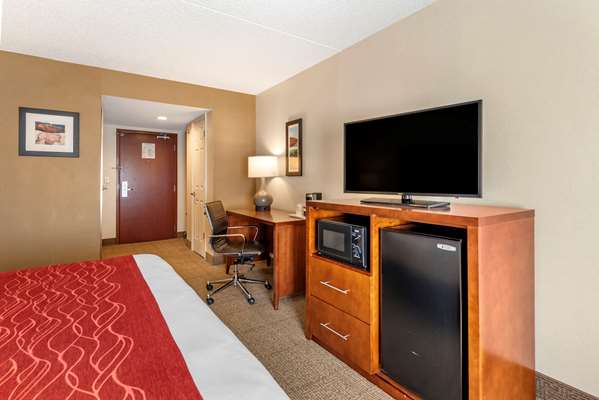  - Comfort Inn & Suites Morehead - I-64, Exit 133