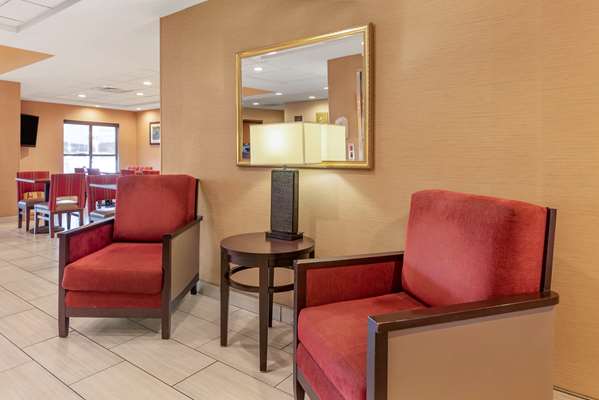  - Comfort Inn & Suites Morehead - I-64, Exit 133