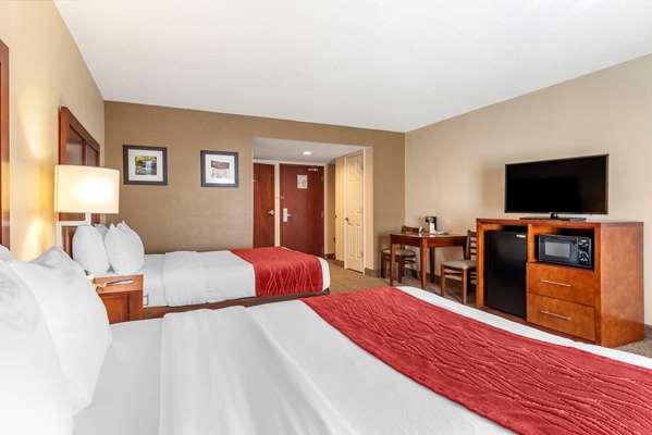  - Comfort Inn & Suites Morehead - I-64, Exit 133