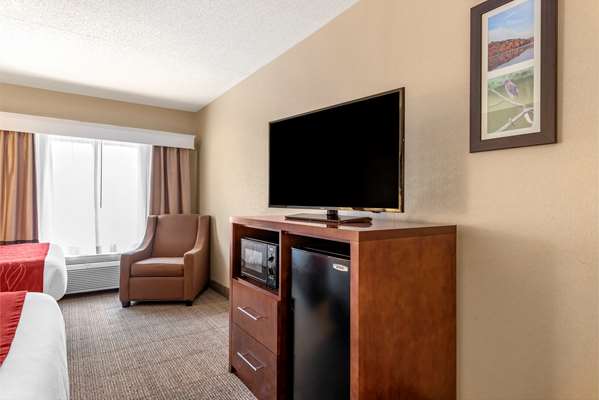 Suite - Comfort Inn & Suites Morehead - I-64, Exit 133