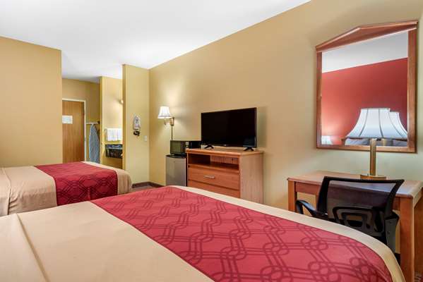  - Econo Lodge Airport Louisville