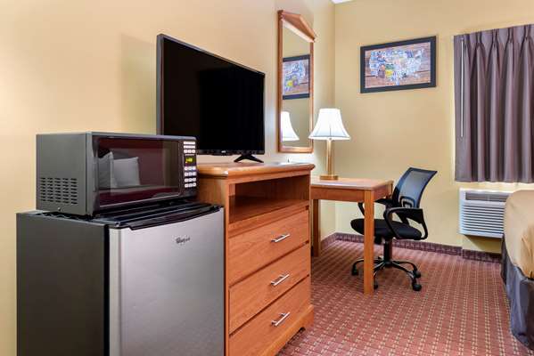  - Econo Lodge Airport Louisville