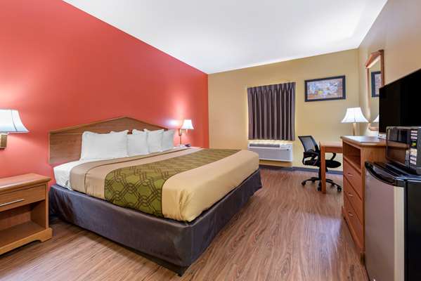  - Econo Lodge Airport Louisville