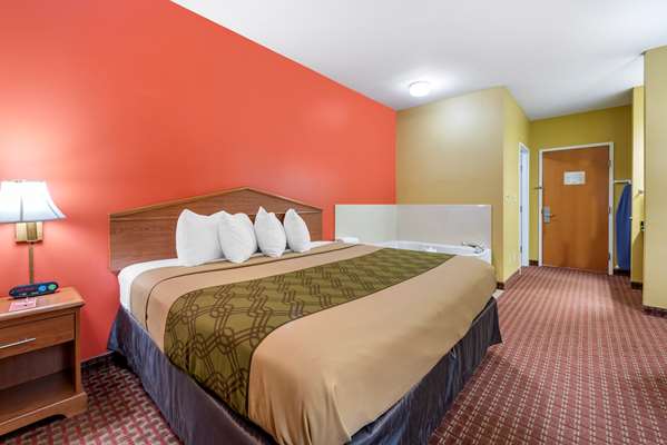  - Econo Lodge Airport Louisville