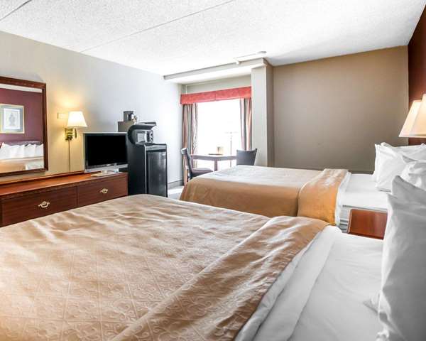  - Quality Inn & Suites Elizabethtown - I-65, Exit 94