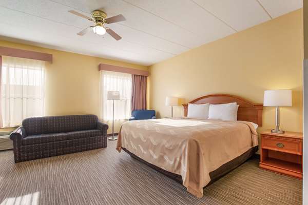Suite - Quality Inn & Suites Erlanger - I-275, Exit 2